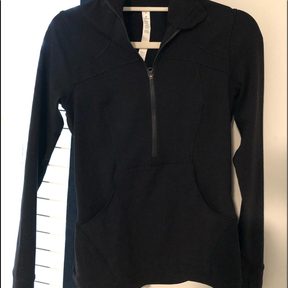 Lululemon jacket size 6 NEVER WORN